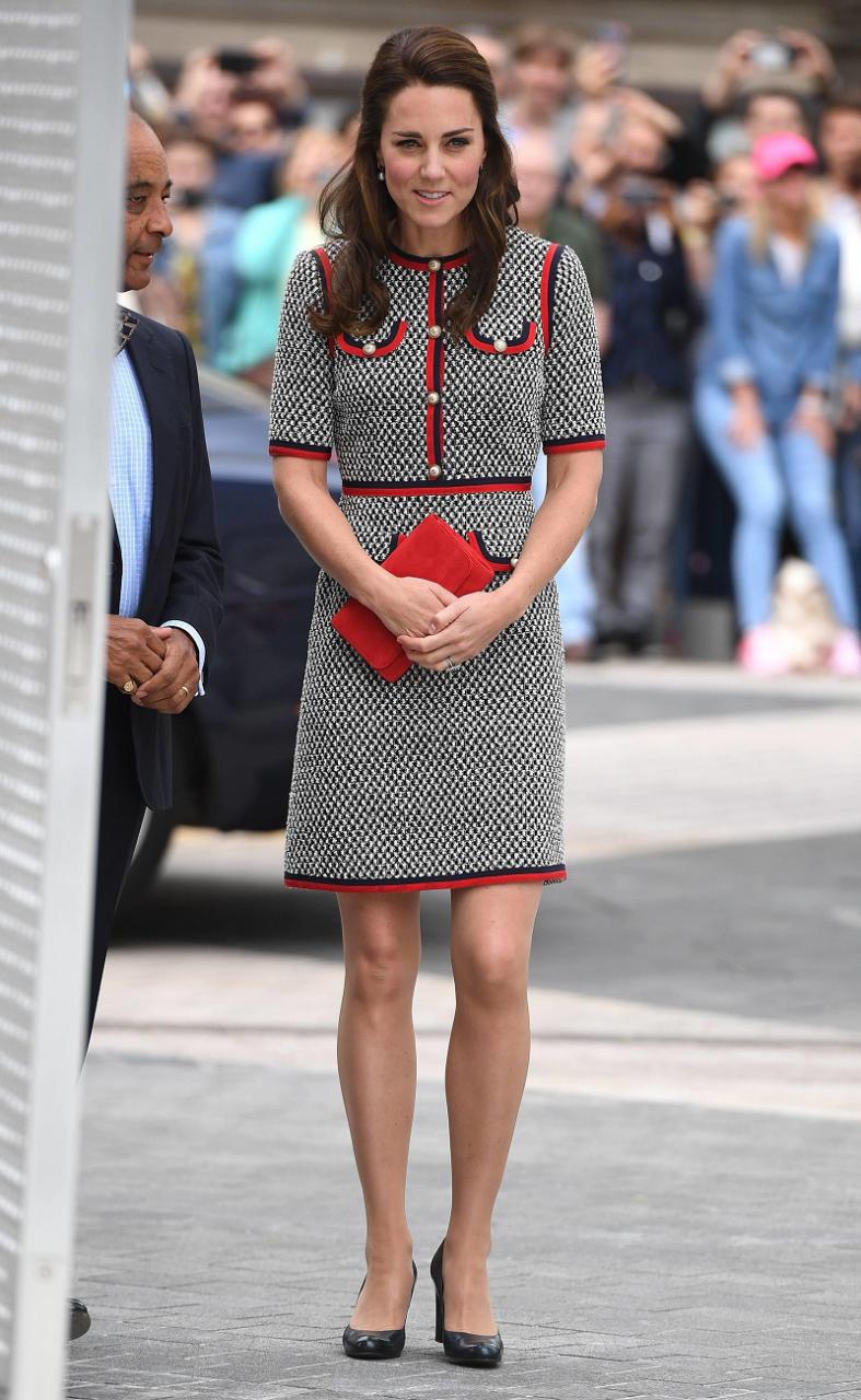 Тайна Кейт Миддлтон: вот почему ее туфли не натирают, а платья не развеваются на ветру.