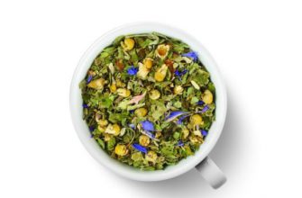 Женщина протирает этим средством лицо и выглядит словно ей не 44, а 25!