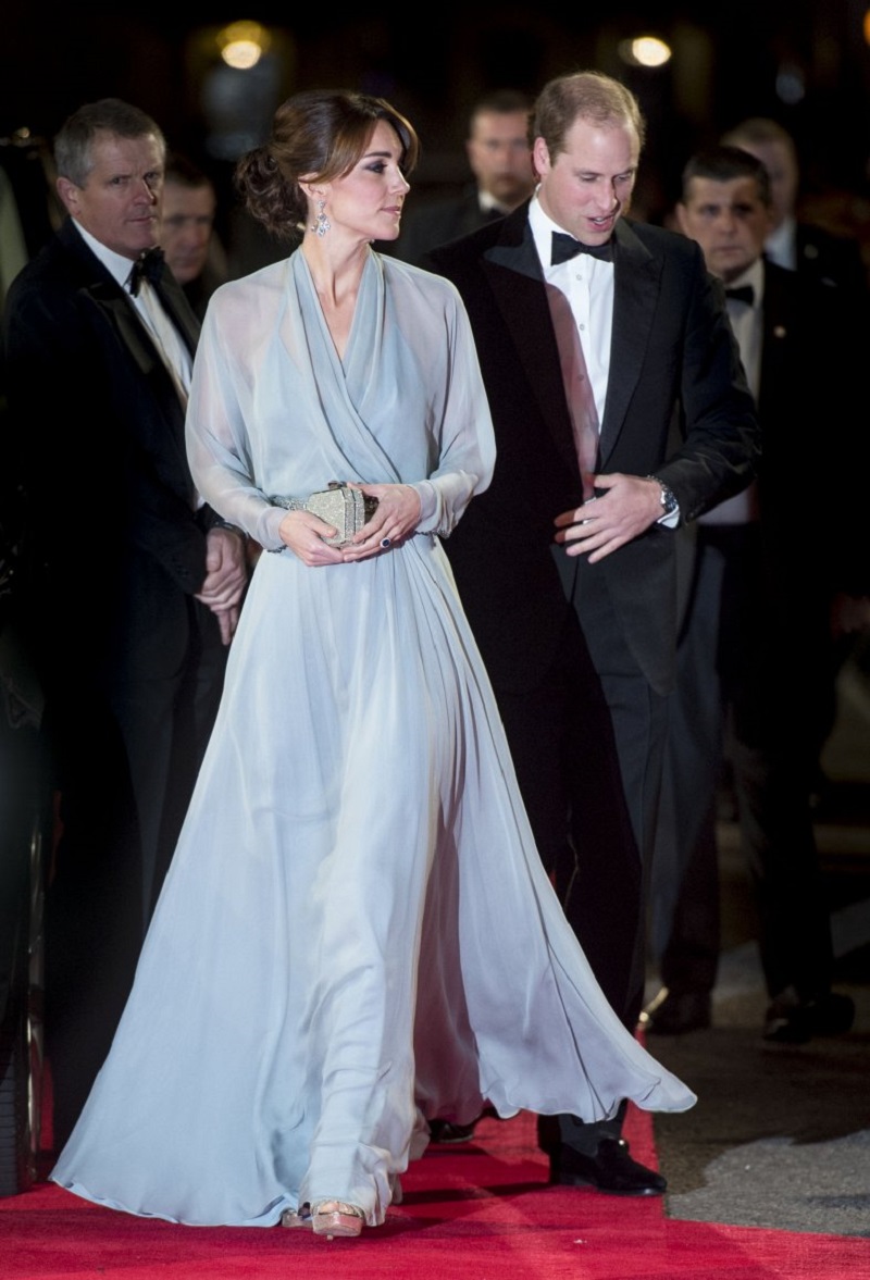 Тайна Кейт Миддлтон: вот почему ее туфли не натирают, а платья не развеваются на ветру.