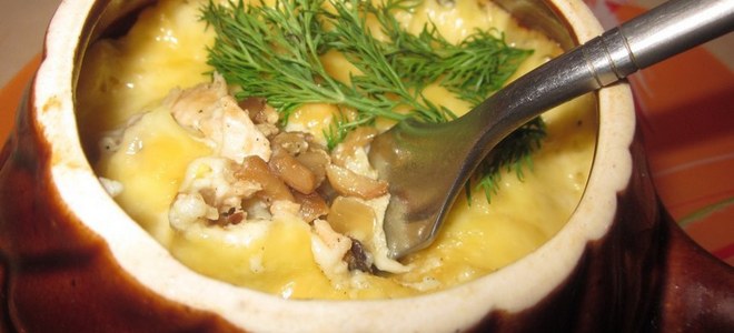 Жульен с курицей и грибами — рецепты в тарталетках, в духовке и на сковороде.