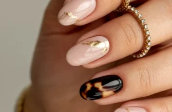 22 стильных осенних дизайна ногтей в форме овала